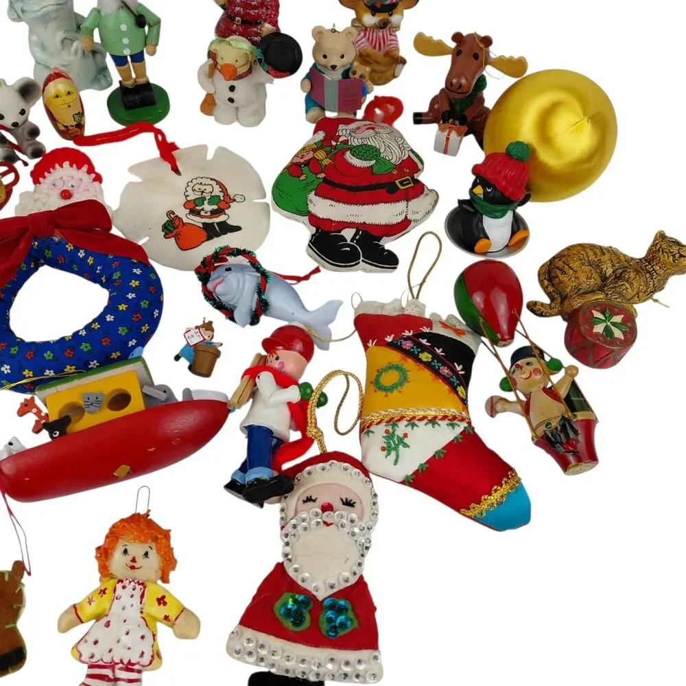 Mixed Lot Of 25 Vintage Christmas Tree Ornaments